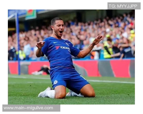 阿扎尔重返斯坦福桥分享照片感慨回家感觉真好