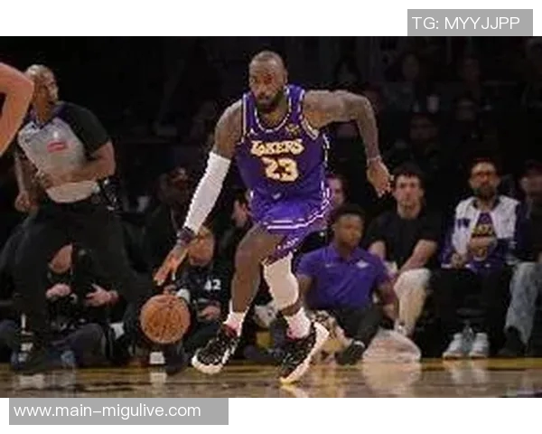 富保罗解析老詹得分潜力与观赏性之间的平衡之道