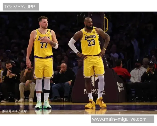 东契奇赞詹姆斯成就独一无二41岁背靠背轰准三双再创辉煌